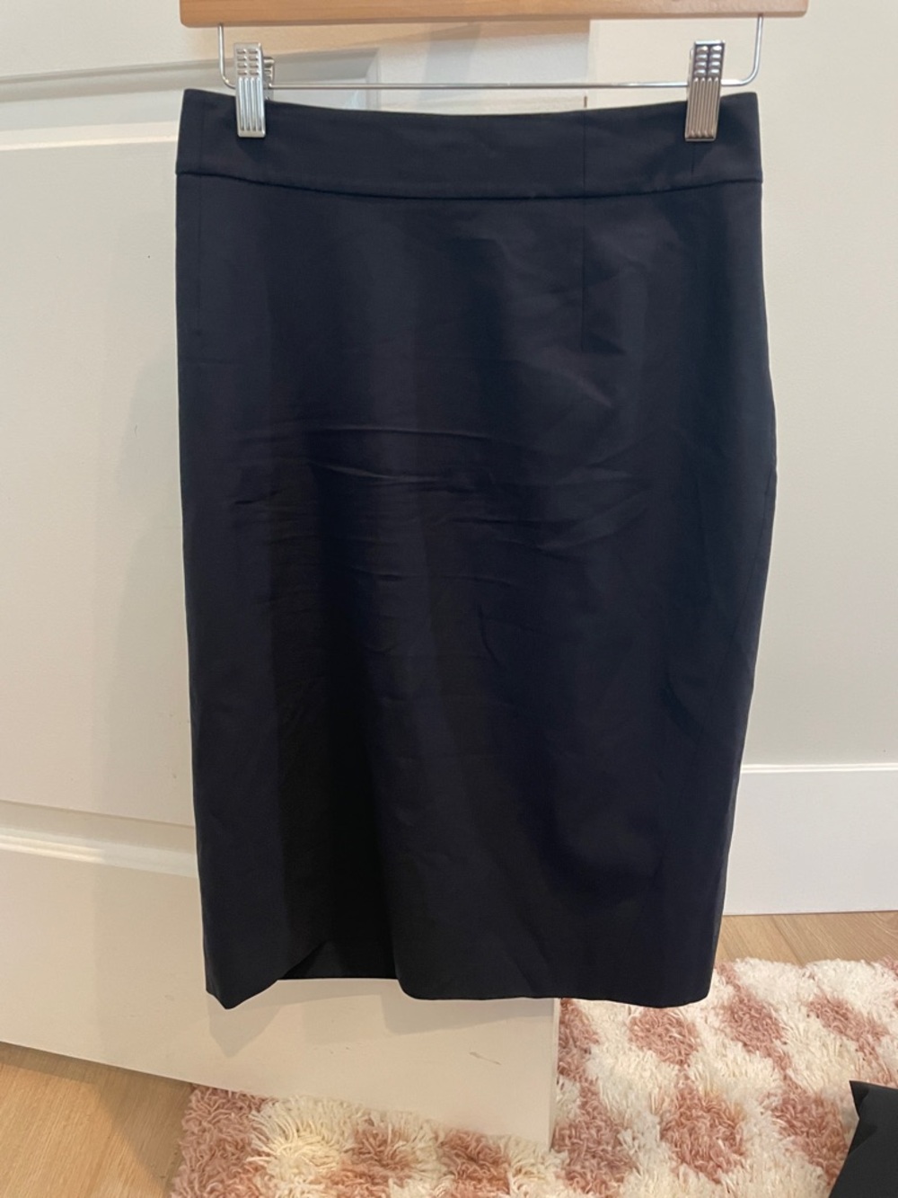 Theory Joanie Tailored Pencil Skirt in Navy Sevona